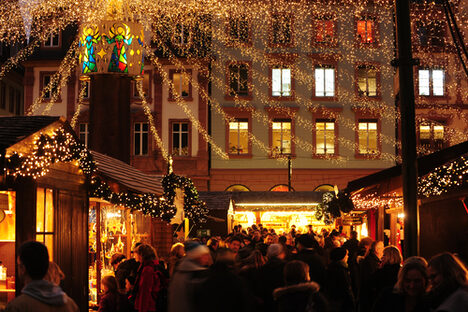 People at the Christmas market