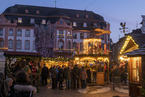 WinterZeit am Schillerplatz © mainzplus Citymarketing GmbH