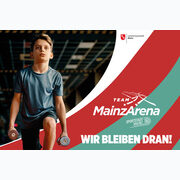 Junger Sportler und der Schriftzug: MainzArena - Wir bleiben dran. © MZ Ring GmbH & Co. KG