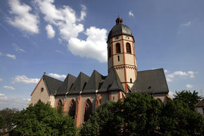 St. Stephan - Hallenkirche mit drei Schiffen und Turm © Landeshauptstadt Mainz