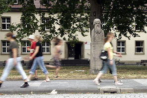 Büste von Johannes Gutenberg auf dem Campus Mainz © Landeshauptstadt Mainz